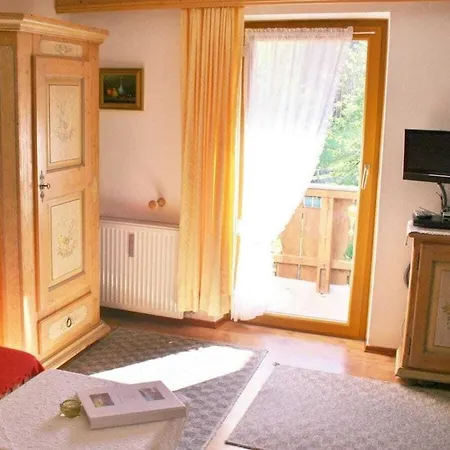 アパート Berghof Punzenlehen ビショフスヴィーゼン
